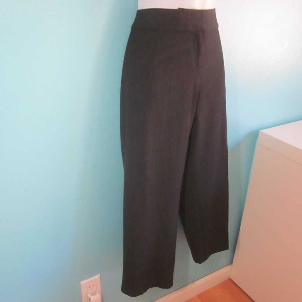 J.Jill Womens Size 14P Dark Gray Cropped Flat Front Summer Capri Pant - Picture 3 of 10
